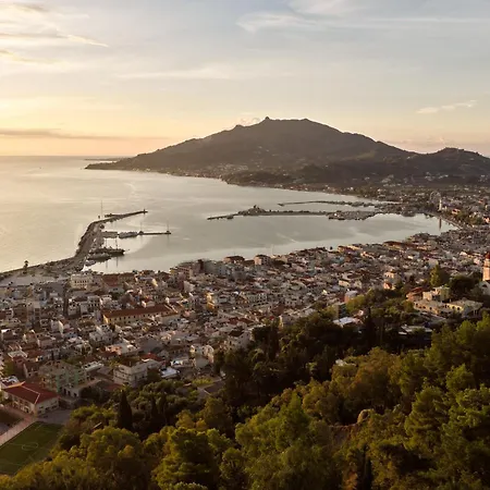 Strada Castello Villa *