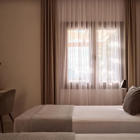 Strada Castello Zante